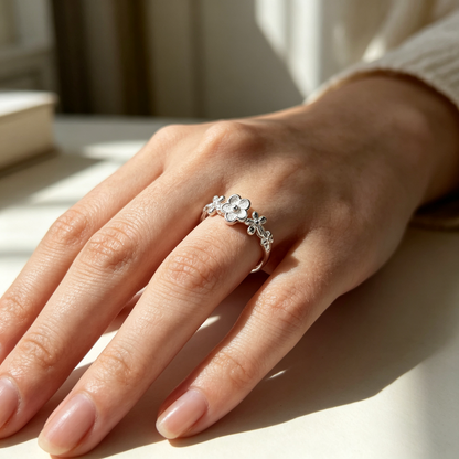 Elegant Flower Adjustable Ring